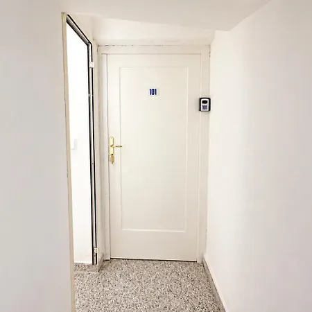 Palazzo Henrici Apartment